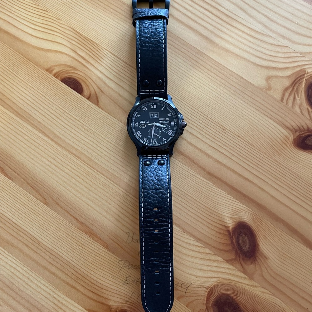 **SOLD** Seiko Premier Kinetic Perpetual Watch 7D48-0AH0 Special Edition Leather - Picture 8 of 16